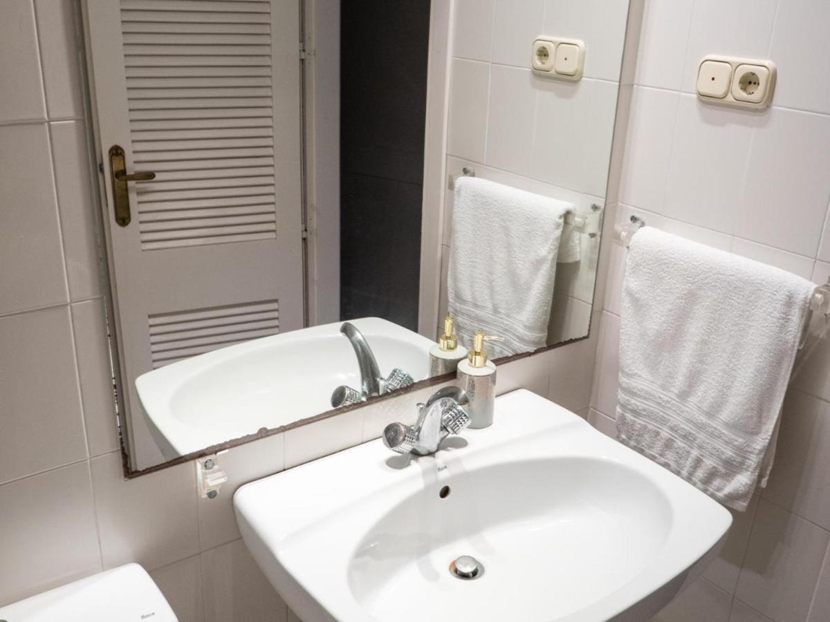 Apartamento En Primera Linea De Mar Almuñécar Eksteriør billede